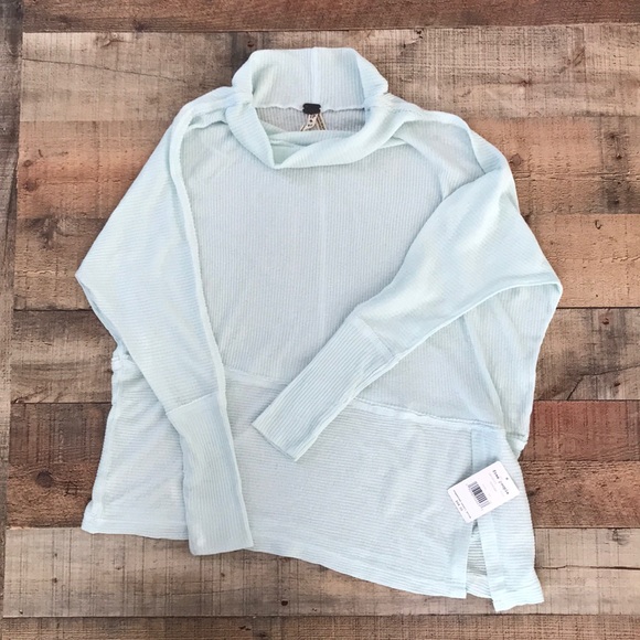 New Free People Asymetrical Seafoam Top - Picture 6 of 6